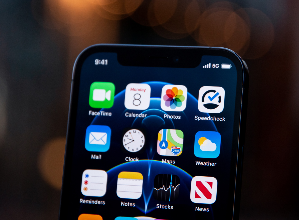 新昌苹果手机维修分享为什么 iPhone 12 在冬季会自动关机 