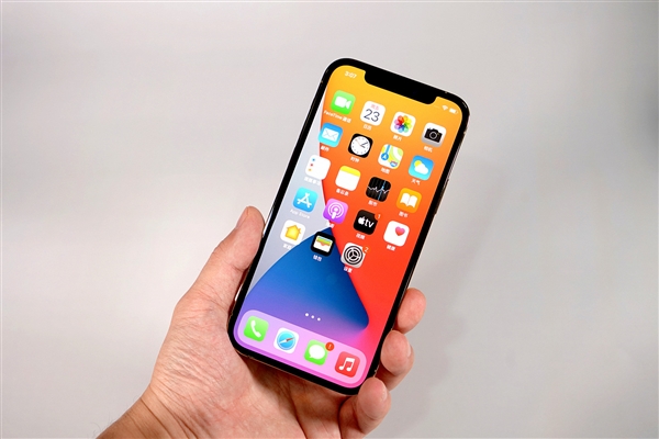 新昌苹果手机维修分享iOS 14.2修订版已到，专属iPhone 12系列 