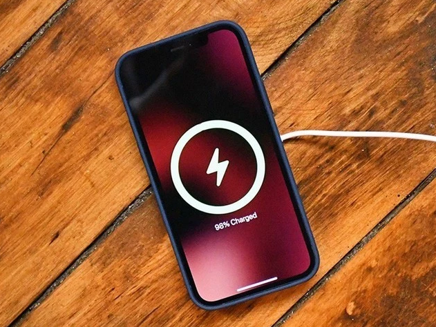 新昌苹果手机维修分享iPhone 12可以随便充电吗 